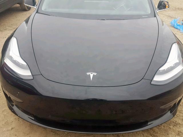 5YJ3E1EA9JF056723 - 2018 TESLA MODEL 3 BLACK photo 7