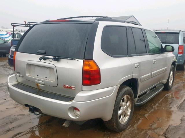 1GKDS13S042427272 - 2004 GMC ENVOY SILVER photo 4