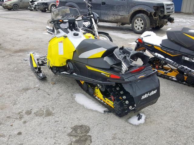 2BPSUDFA8FV000211 - 2015 SKI DOO SNOWMOBILE YELLOW photo 3