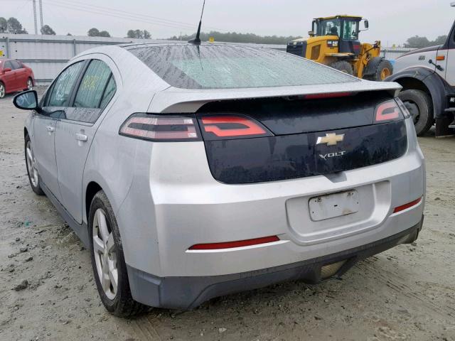 1G1RA6E47CU111606 - 2012 CHEVROLET VOLT SILVER photo 3