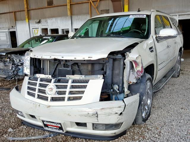 1GYFK66818R198934 - 2008 CADILLAC ESCALADE E CREAM photo 2