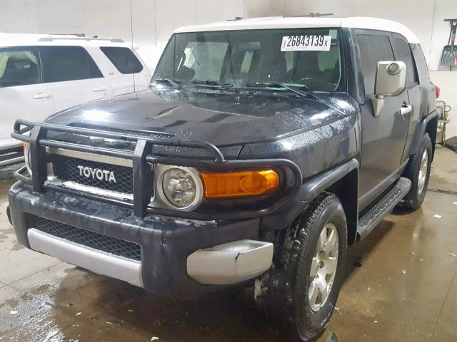 JTEBU11F48K046416 - 2008 TOYOTA FJ CRUISER BLACK photo 2