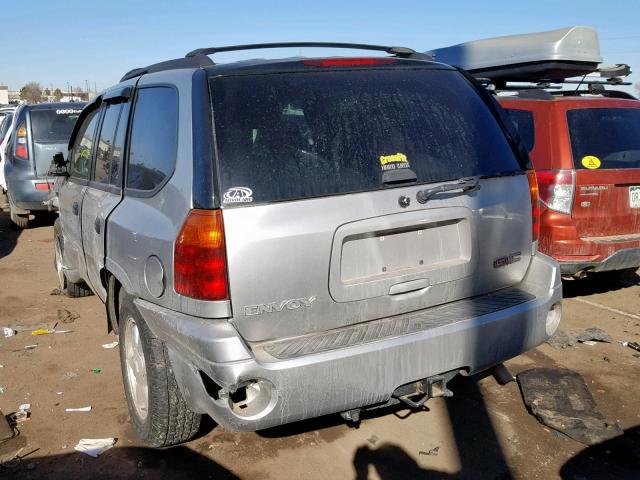 1GKDT13S152144622 - 2005 GMC ENVOY SILVER photo 3