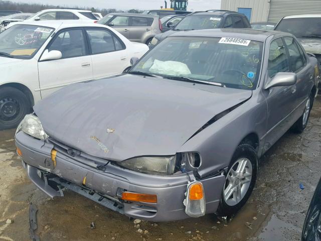 4T1BG12K2TU831324 - 1996 TOYOTA CAMRY DX GRAY photo 2