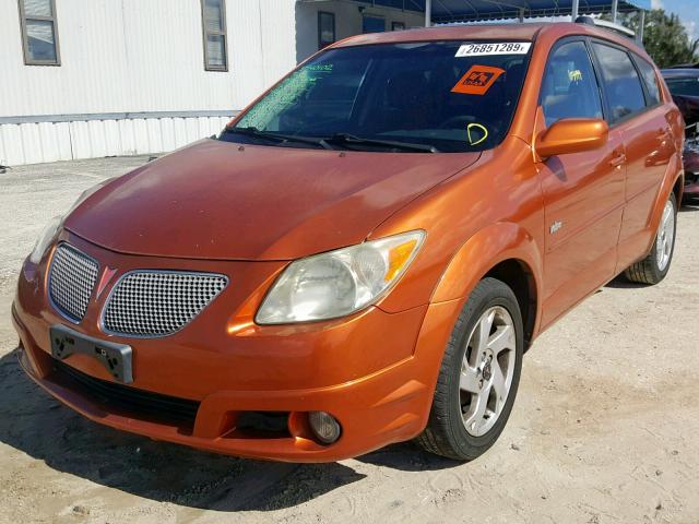 5Y2SL63815Z401452 - 2005 PONTIAC VIBE ORANGE photo 2