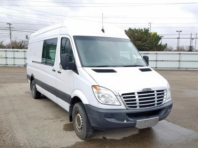 WDYPE8CC6D5729329 - 2013 FREIGHTLINER SPRINTER 2 WHITE photo 1