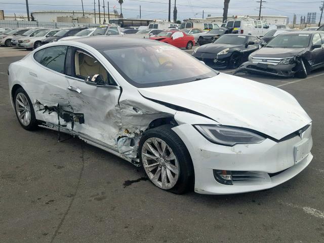 5YJSA1E22HF181847 - 2017 TESLA MODEL S WHITE photo 1