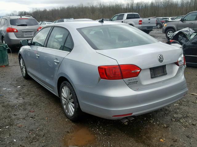 3VWLP7AJXCM310387 - 2012 VOLKSWAGEN JETTA SEL SILVER photo 3