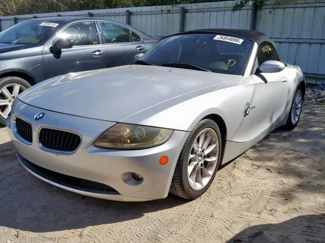 4USBT33585LS55603 - 2005 BMW Z4 2.5 SILVER photo 2