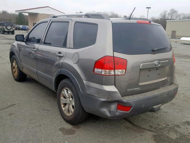 KNDJH741795012994 - 2009 KIA BORREGO LX GRAY photo 3