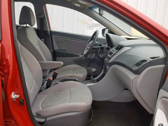 KMHCT4AEXGU073705 - 2016 HYUNDAI ACCENT SE RED photo 5