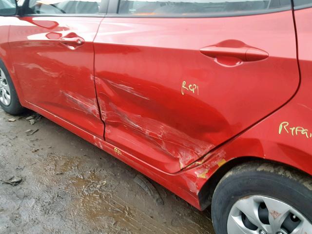 KMHCT4AEXGU073705 - 2016 HYUNDAI ACCENT SE RED photo 9