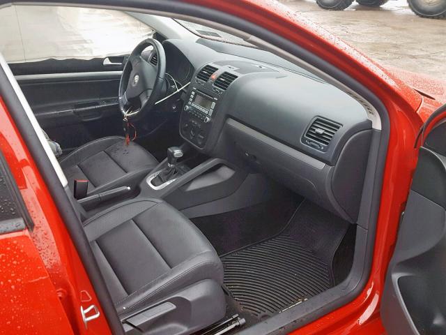 3VWRA71K09M015912 - 2009 VOLKSWAGEN JETTA WOLF RED photo 5