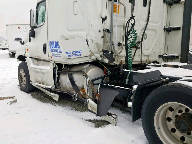 3AKJGLBG0DSFF2903 - 2013 FREIGHTLINER CASCADIA 1 WHITE photo 9