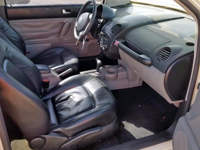 3VWDD21C33M436771 - 2003 VOLKSWAGEN NEW BEETLE Weiß Foto 5