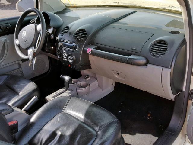 3VWDD21C33M436771 - 2003 VOLKSWAGEN NEW BEETLE Weiß Foto 9