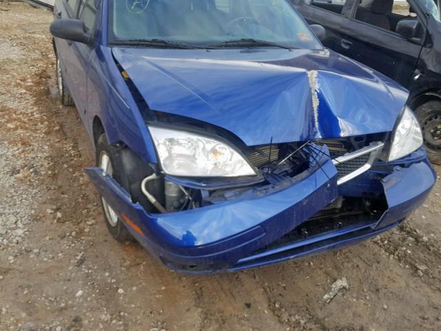 1FAFP34N35W151244 - 2005 FORD FOCUS ZX4 BLUE photo 9