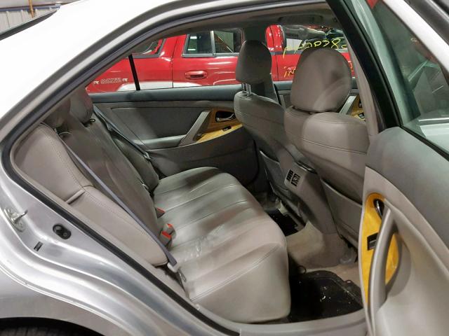 4T1BE46K27U191994 - 2007 TOYOTA CAMRY XLE SILVER photo 6