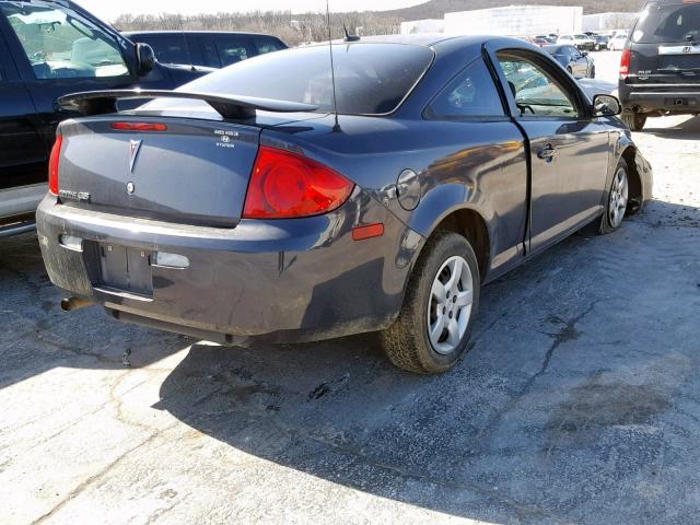 1G2AS18H597240345 - 2009 PONTIAC G5 BLACK photo 4