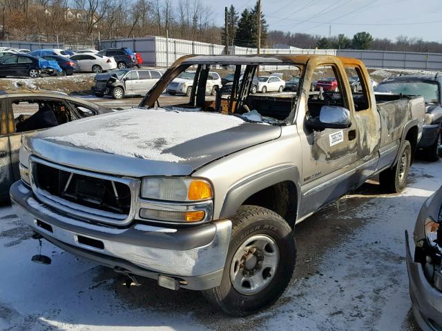 1GTGK29U6YE146914 - 2000 GMC NEW SIERRA BURN photo 2