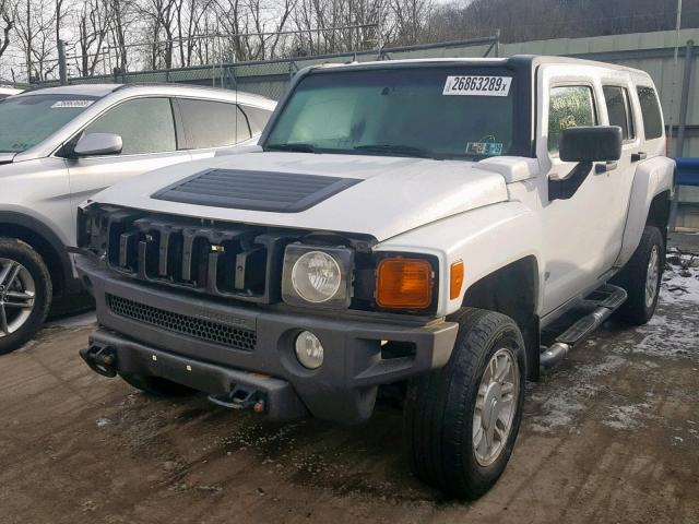 5GTDN13E678136749 - 2007 HUMMER H3 WHITE photo 2