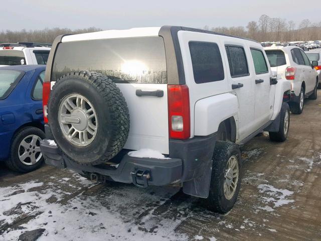 5GTDN13E678136749 - 2007 HUMMER H3 WHITE photo 4