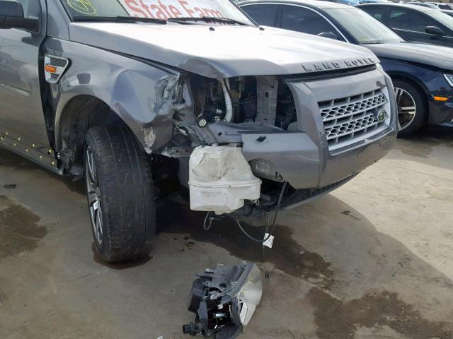 SALFT24N58H062065 - 2008 LAND ROVER LR2 HSE TE GRAY photo 9