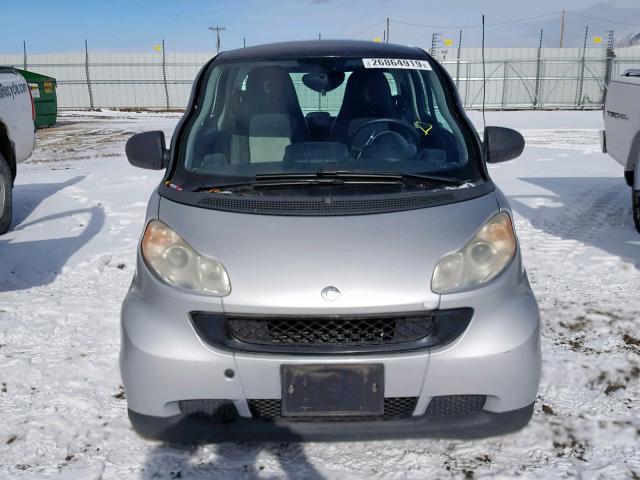 WMEEJ31X58K176799 - 2008 SMART FORTWO SILVER photo 9