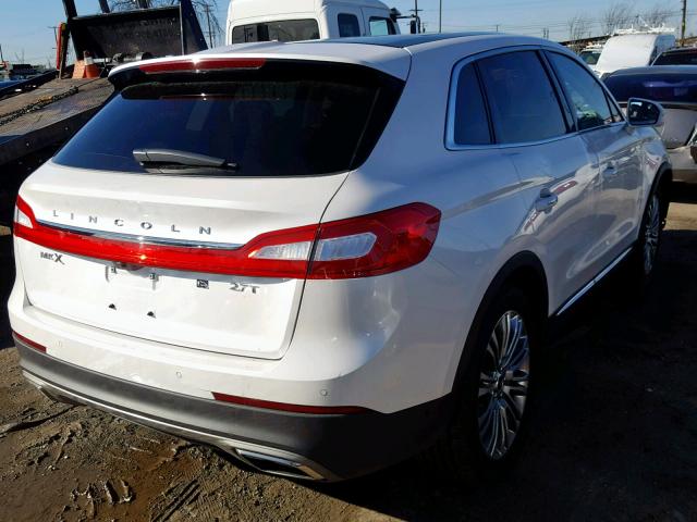 2LMPJ6LP4HBL35294 - 2017 LINCOLN MKX RESERV WHITE photo 4