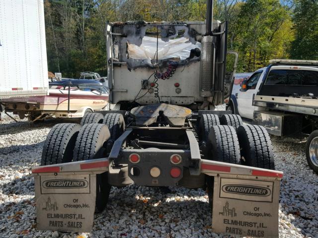 1FUJBBAV51LH93988 - 2001 FREIGHTLINER CONVENTION WHITE photo 6