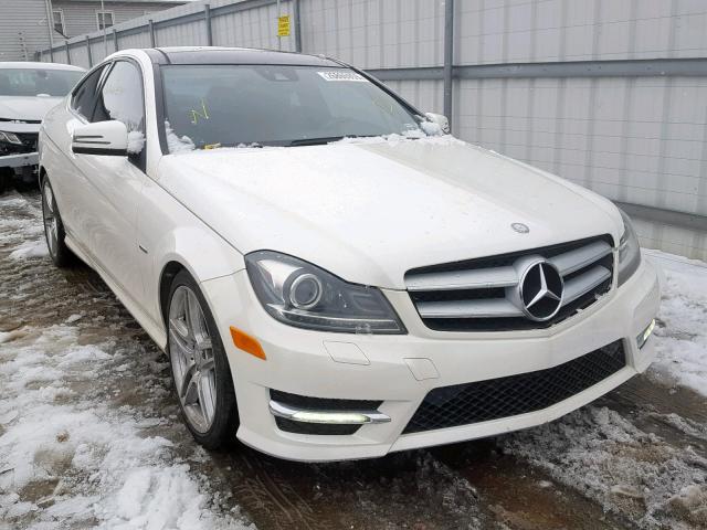 WDDGJ8JB0CF895765 - 2012 MERCEDES-BENZ C 350 4MAT WHITE photo 1