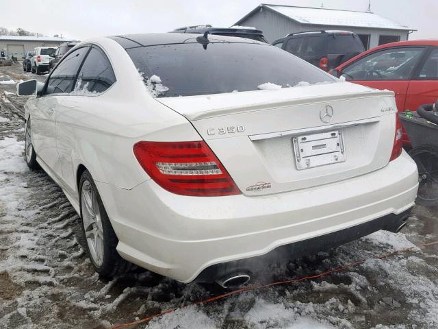 WDDGJ8JB0CF895765 - 2012 MERCEDES-BENZ C 350 4MAT WHITE photo 3