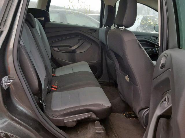 1FMCU0F73JUB00959 - 2018 FORD ESCAPE S GRAY photo 6