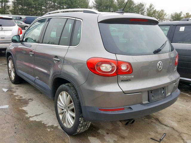 WVGBV75NX9W526231 - 2009 VOLKSWAGEN TIGUAN SE GRAY photo 3