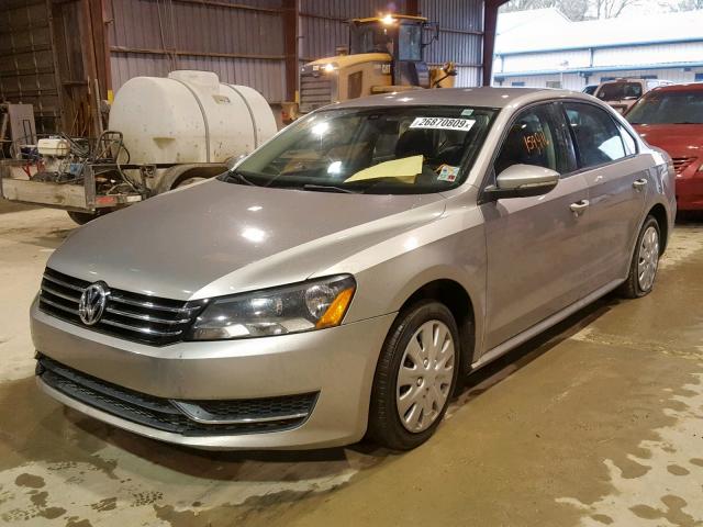 1VWAP7A38CC031658 - 2012 VOLKSWAGEN PASSAT S SILVER photo 2