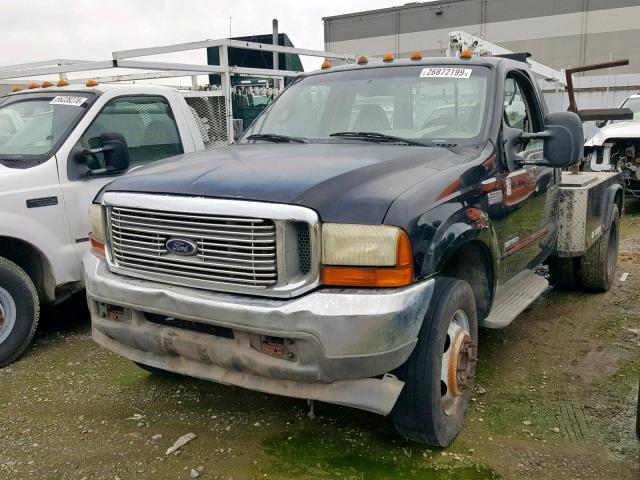 1FDAF56F8YEB23020 - 2000 FORD F550 SUPER BLACK photo 2