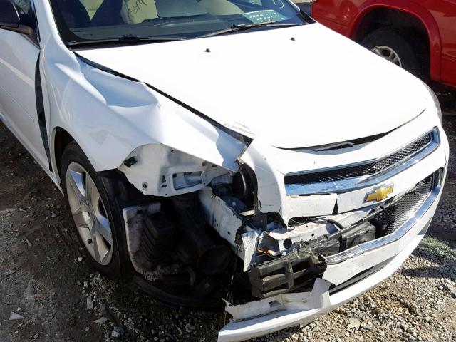 1G1ZA5EU7CF285559 - 2012 CHEVROLET MALIBU LS WHITE photo 9
