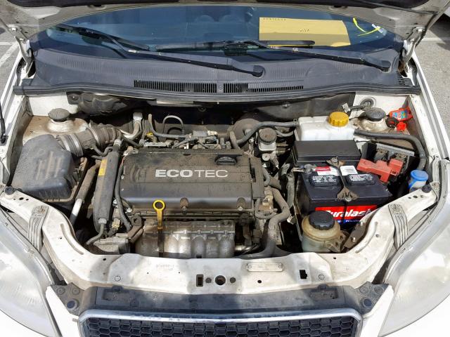 KL1TD66E79B607416 - 2009 CHEVROLET AVEO LS WHITE photo 7