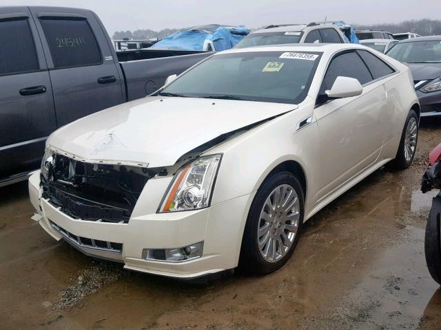 1G6DP1E3XC0108588 - 2012 CADILLAC CTS PREMIU WHITE photo 2