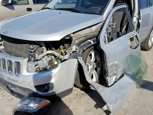 1J4NF1FB7BD266706 - 2011 JEEP COMPASS SP SILVER photo 9