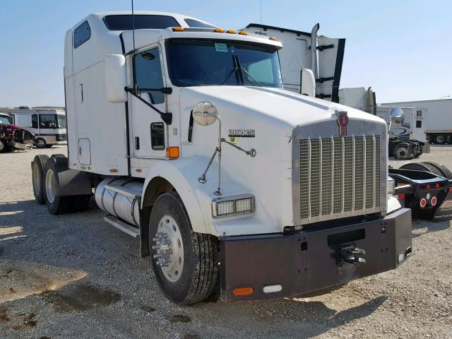 1XKDDB9X65J086471 - 2005 KENWORTH CONSTRUCTI WHITE photo 1