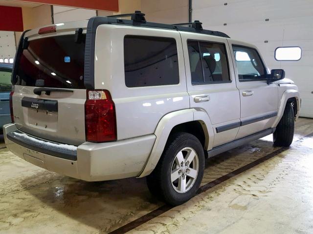 1J8HG48K37C520349 - 2007 JEEP COMMANDER GRAY photo 4
