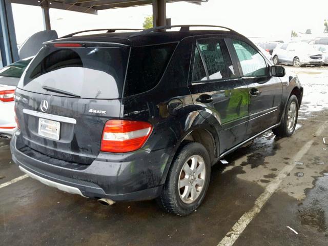 4JGBB86E27A206294 - 2007 MERCEDES-BENZ ML 350 BLACK photo 4