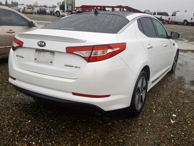 KNAGM4AD6D5039922 - 2013 KIA OPTIMA HYB WHITE photo 4