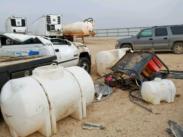 3B6MC36661M558380 - 2001 DODGE RAM 3500 WHITE photo 9