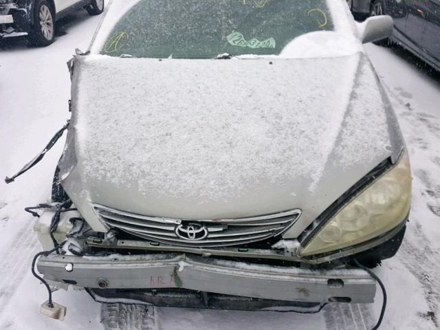 JTDBE30K263062200 - 2006 TOYOTA CAMRY GRAY photo 7