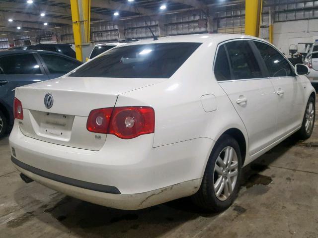 3VWEF71K17M188495 - 2007 VOLKSWAGEN JETTA WOLF WHITE photo 4