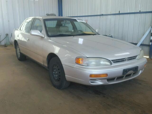 JT2BG12K5T0358135 - 1996 TOYOTA CAMRY DX/L SILVER photo 1