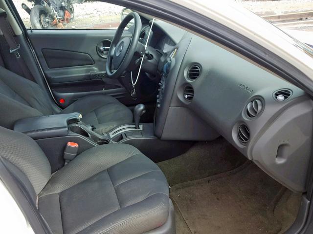 2G2WP522551126355 - 2005 PONTIAC GRAND PRIX WHITE photo 5