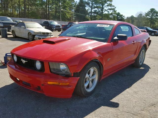 1ZVHT82H975367467 - 2007 FORD MUSTANG GT RED photo 2